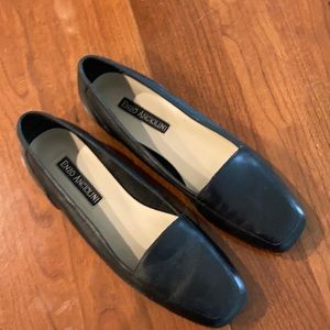 Black Enzo Angiolini flats